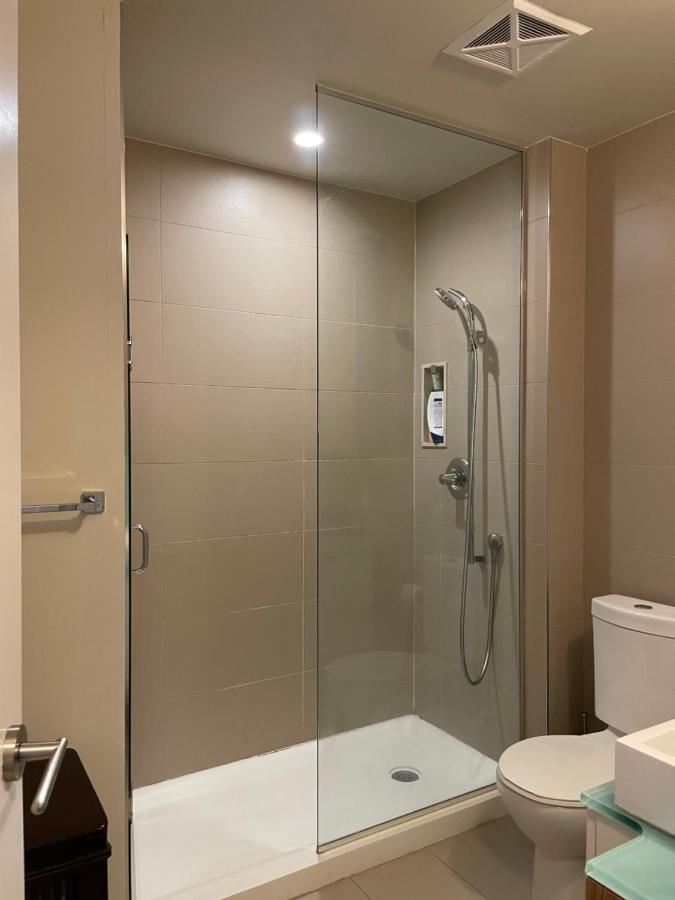 Luxury Condo With Cn Tower View 토론토 외부 사진